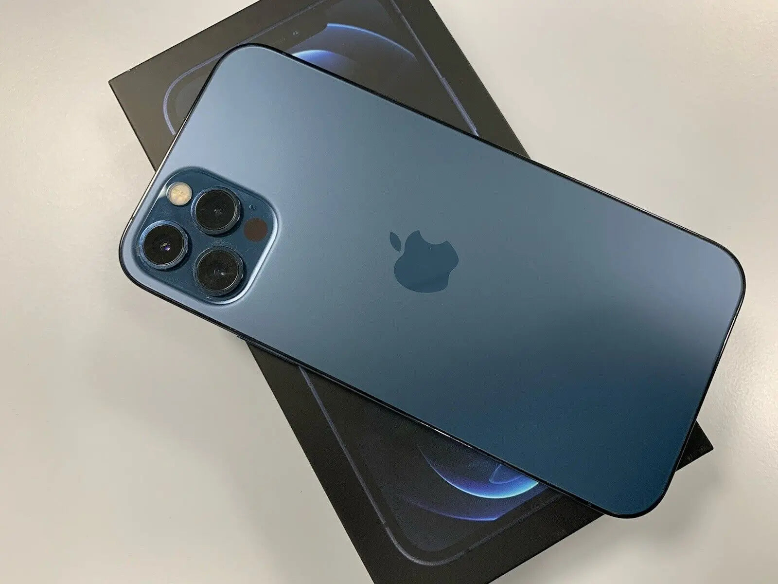 iPhone 12 Pro Max A2342 128GB 256/512GB 6GB RAM 5G 12MP A14 IOS 6.7" Super Retina XDR OLED Face ID NFC eSim Genuine Mobile Phone